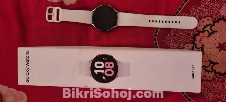 Samsung Galaxy watch 5 full fresh